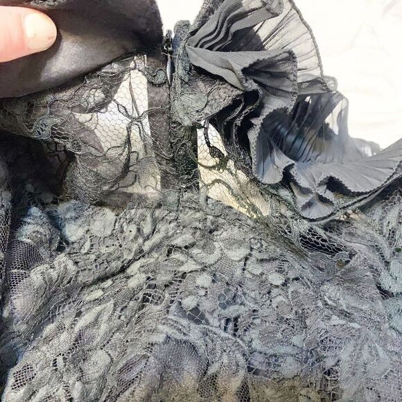 Givenchy Black Lace One Shoulder Long Sleeve Formal Dress Women’s Size 40 Medium - Picture 8 of 12